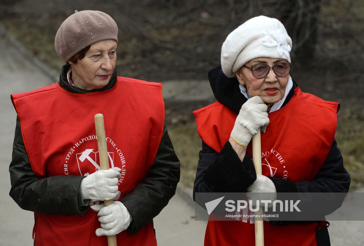 Voluntary city cleanup in Novosibirsk