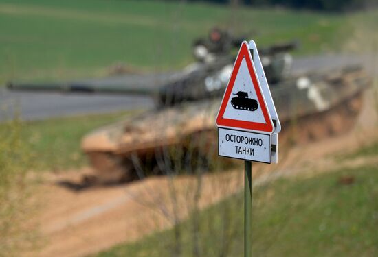 Tank Biathlon 2018 competition show in Belarus