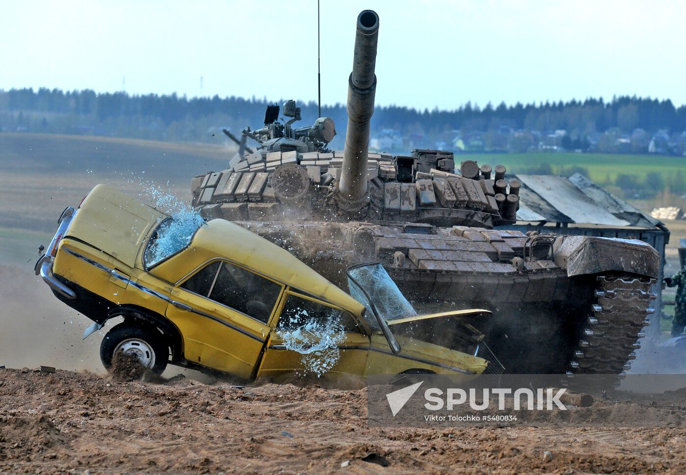 Tank Biathlon 2018 competition show in Belarus