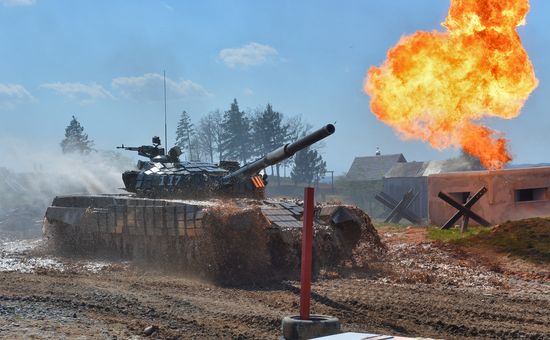 Tank Biathlon 2018 competition show in Belarus