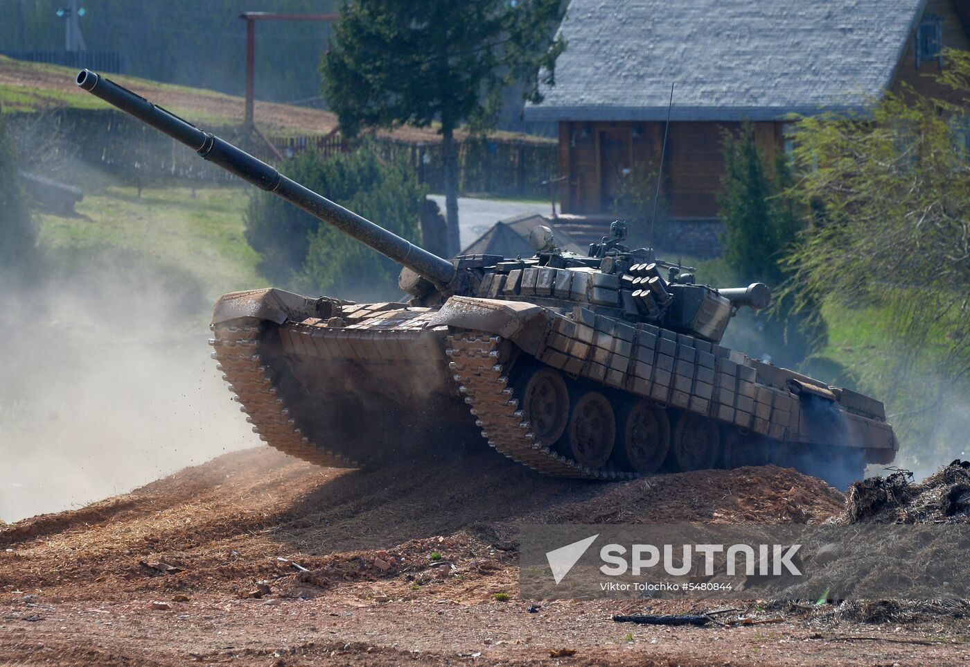 Tank Biathlon 2018 competition show in Belarus