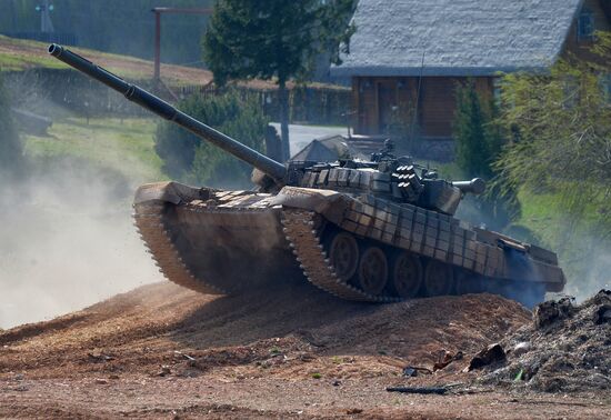 Tank Biathlon 2018 competition show in Belarus