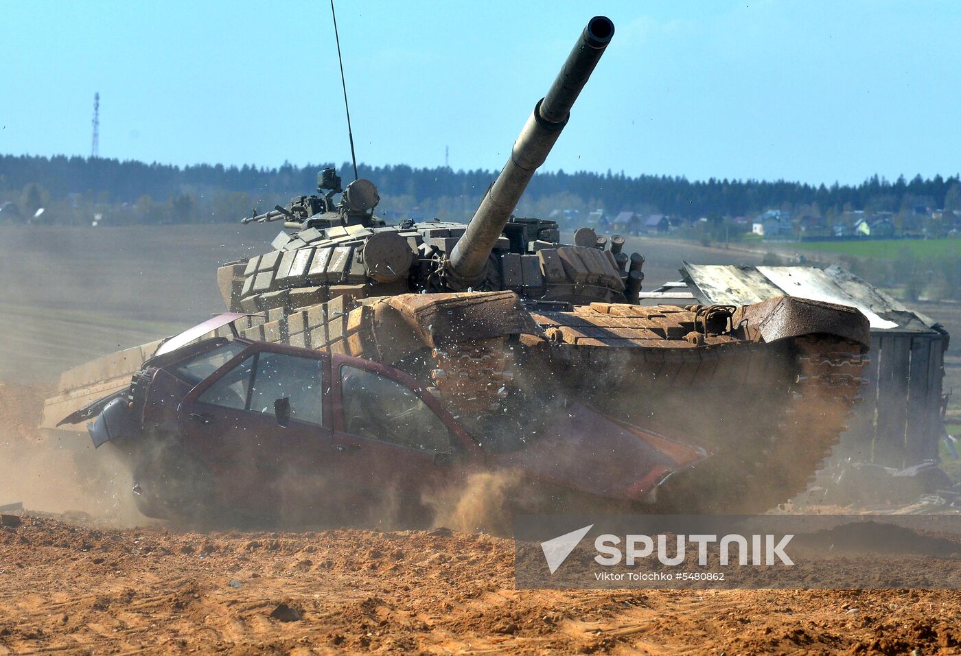 Tank Biathlon 2018 competition show in Belarus
