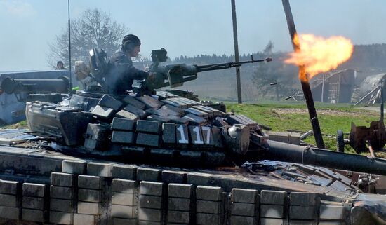 Tank Biathlon 2018 competition show in Belarus