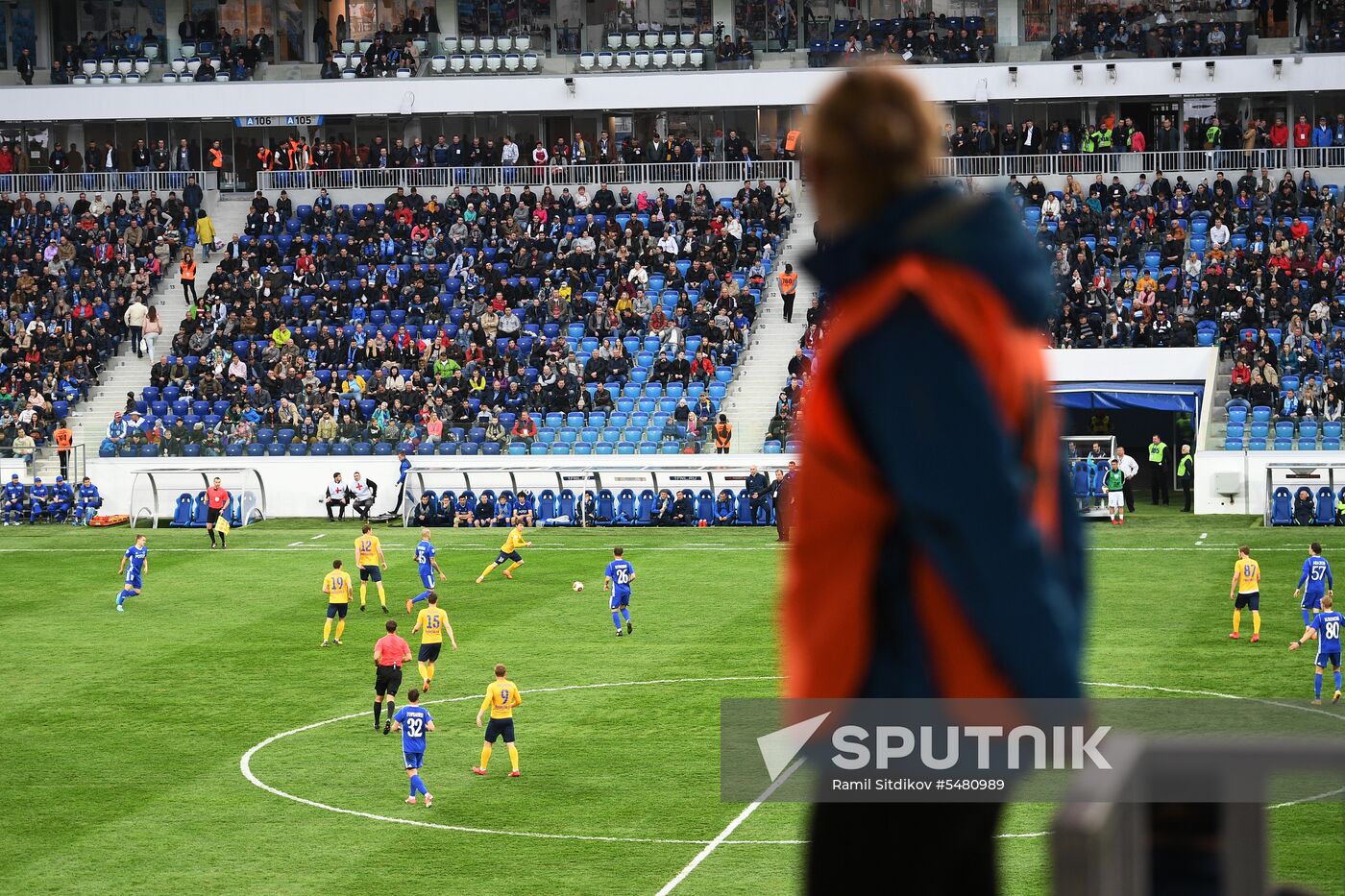 Football. Vogograd Arena hosts first official match