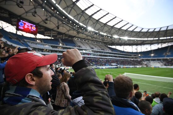 Football. Vogograd Arena hosts first official match