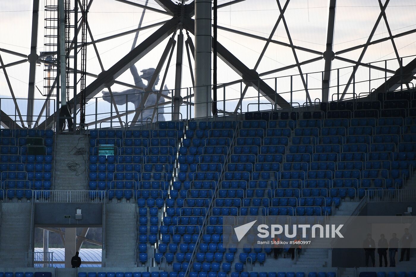 Football. Vogograd Arena hosts first official match