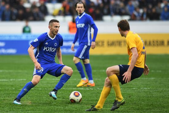 Football. Vogograd Arena hosts first official match