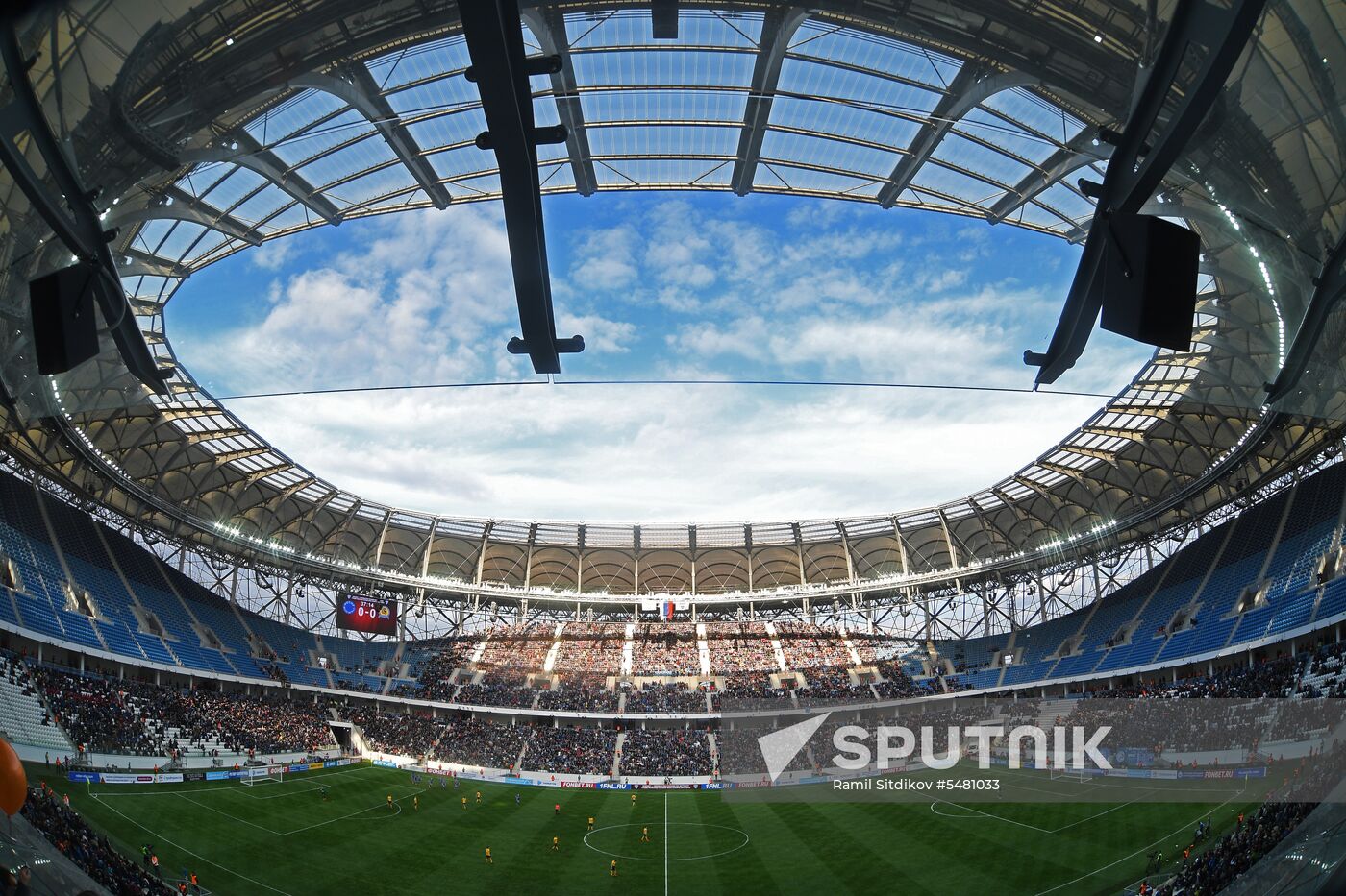 Football. Vogograd Arena hosts first official match