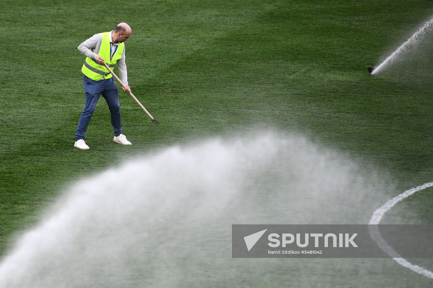 Football. Vogograd Arena hosts first official match