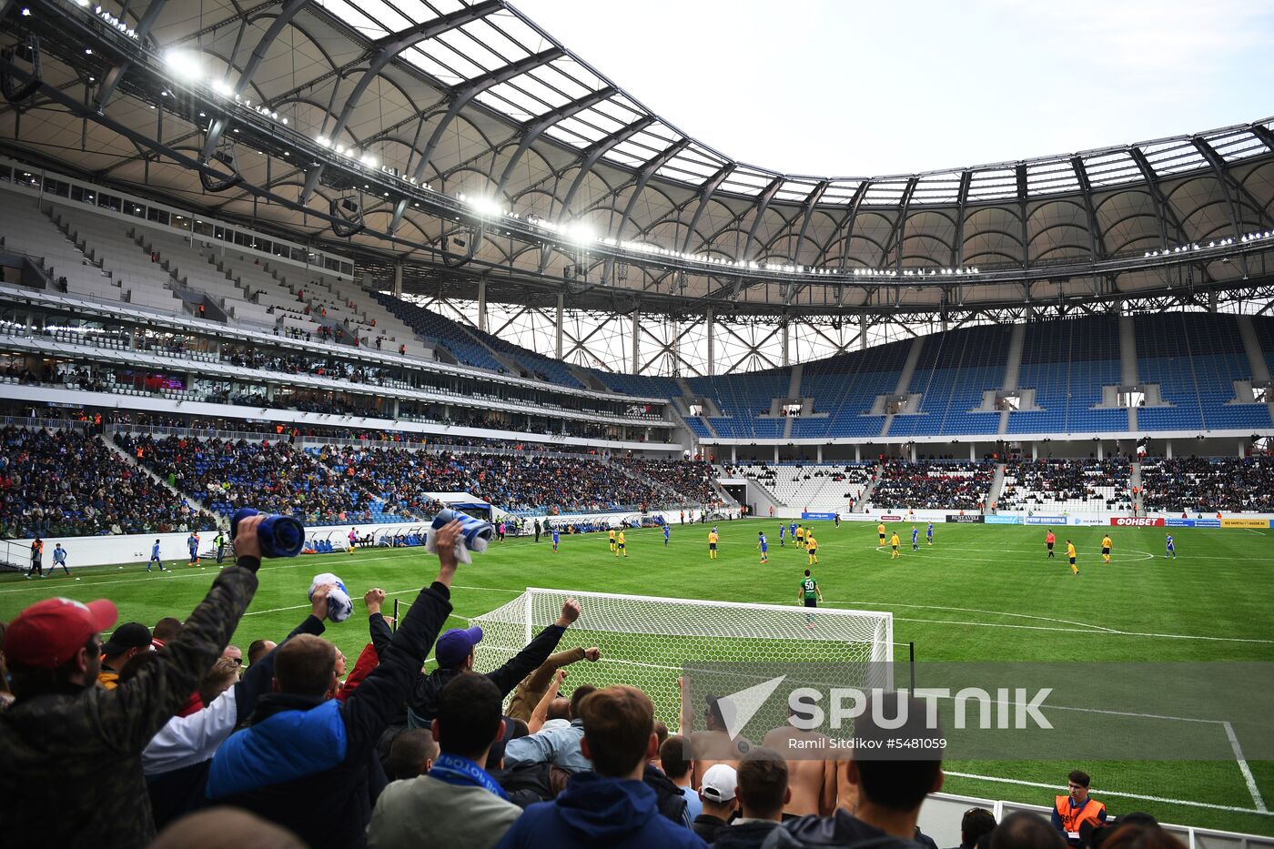 Football. Vogograd Arena hosts first official match