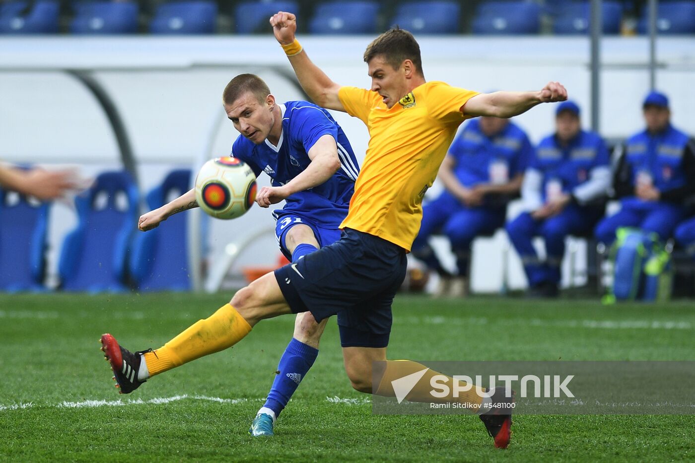 Football. Vogograd Arena hosts first official match