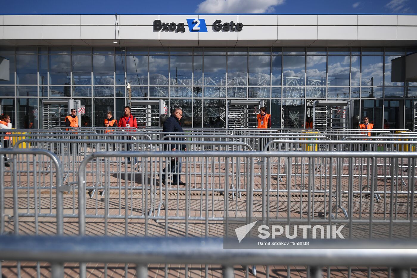 Football. Vogograd Arena hosts first official match