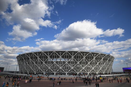 Football. Vogograd Arena hosts first official match