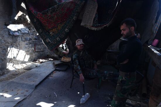 Situation around Yarmouk refugee camp south of Damascus