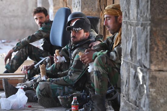 Situation around Yarmouk refugee camp south of Damascus