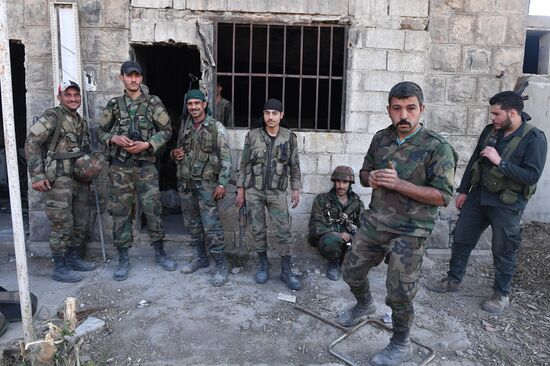 Situation around Yarmouk refugee camp south of Damascus