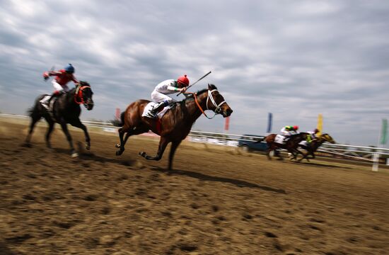 Racing season opens in Krasnodar