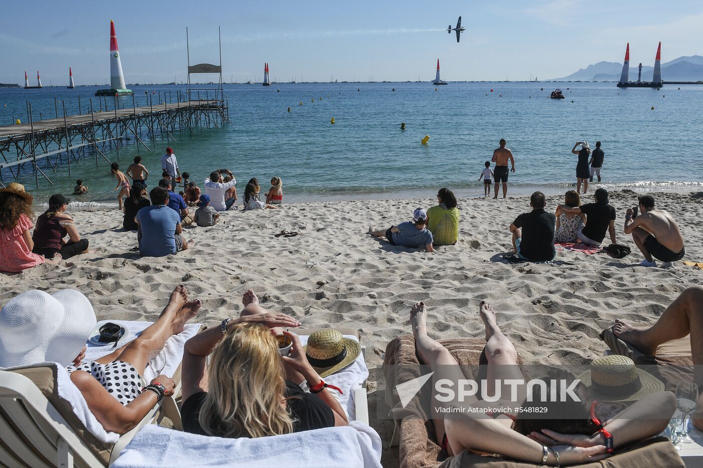 Red Bull Air Race Cannes. Day two