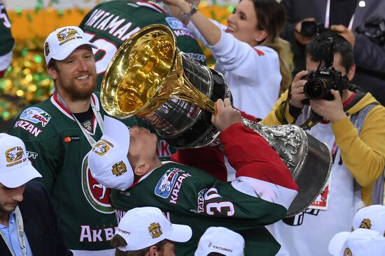 Ice hockey. Kontinental Hockey League. Ak Bars vs. CSKA
