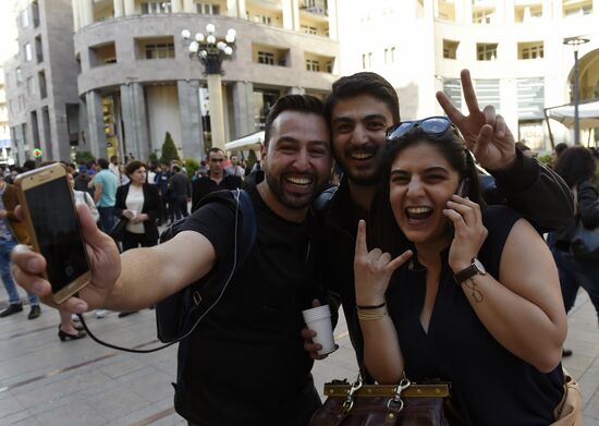 Rally in Yerevan due to Serzh Sargsyan's resignation