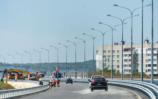 Construction of access roads to Crimean Bridge