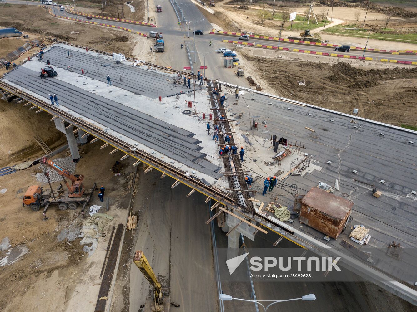 Construction of access roads to Crimean Bridge