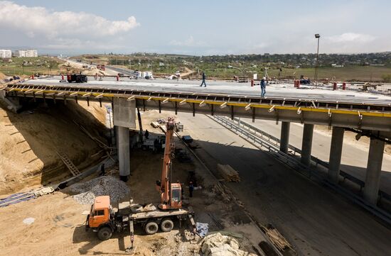 Construction of access roads to Crimean Bridge