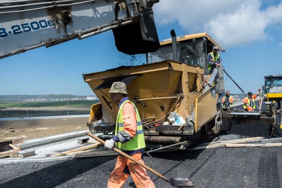 Construction of access roads to Crimean Bridge