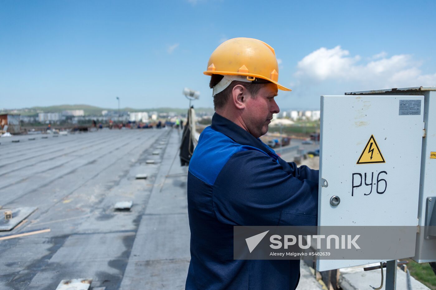 Construction of access roads to Crimean Bridge