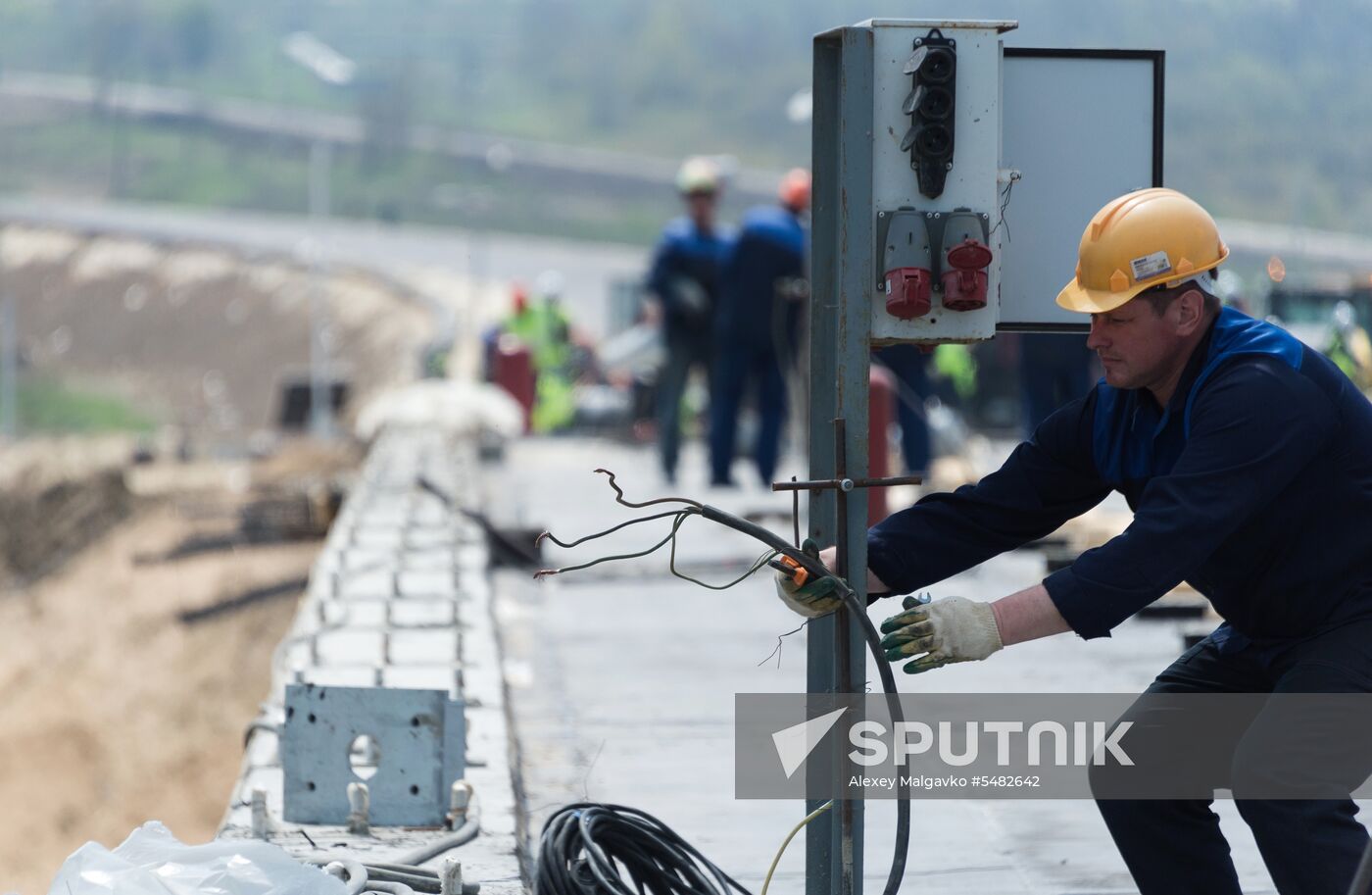 Construction of access roads to Crimean Bridge