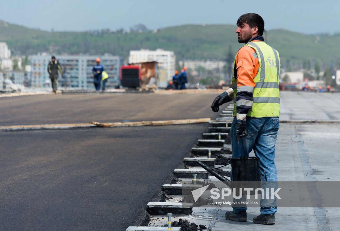 Construction of access roads to Crimean Bridge