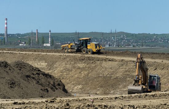 Construction of access roads to Crimean Bridge