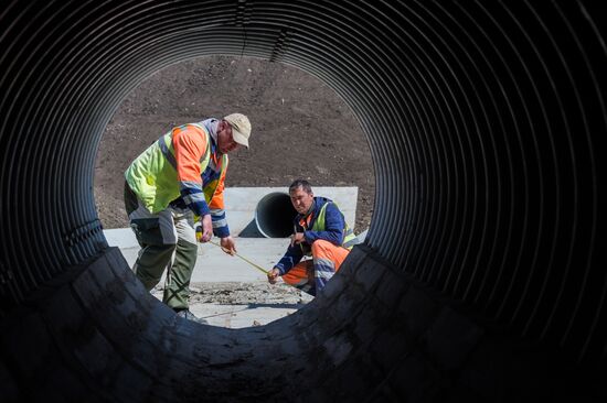 Construction of access roads to Crimean Bridge