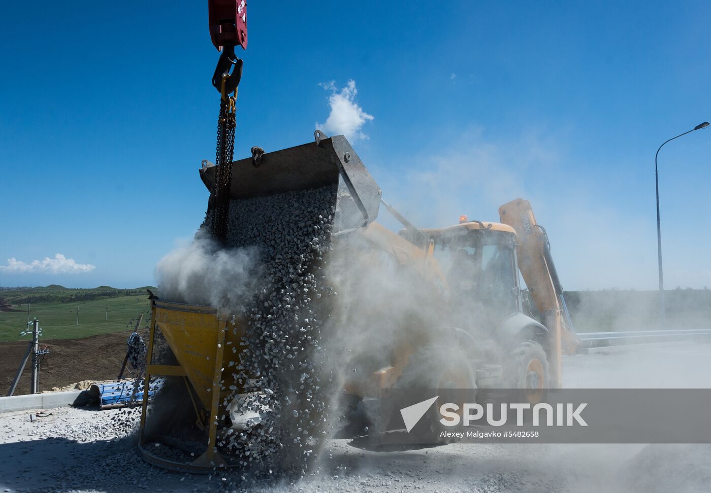 Construction of access roads to Crimean Bridge