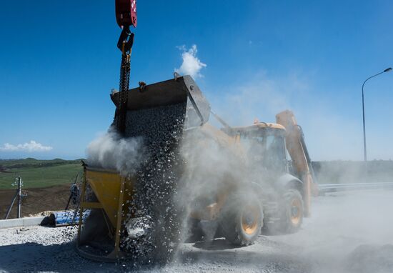 Construction of access roads to Crimean Bridge