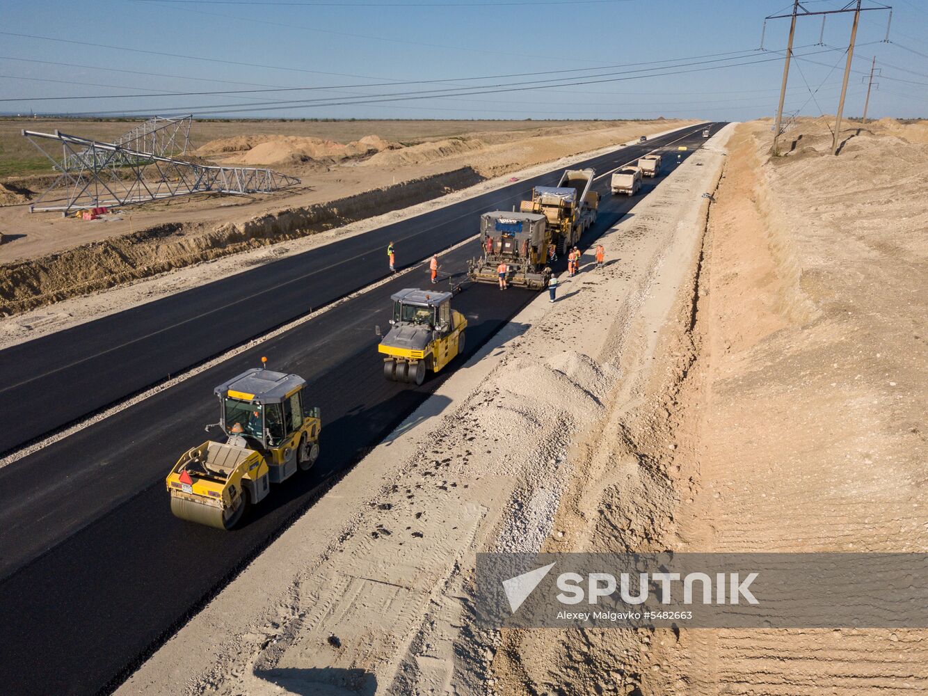 Construction of access roads to Crimean Bridge