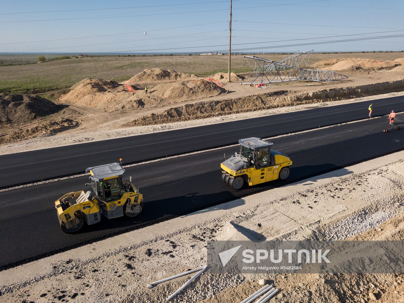 Construction of access roads to Crimean Bridge
