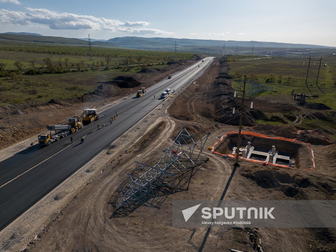 Construction of access roads to Crimean Bridge