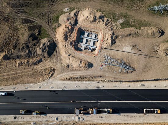 Construction of access roads to Crimean Bridge