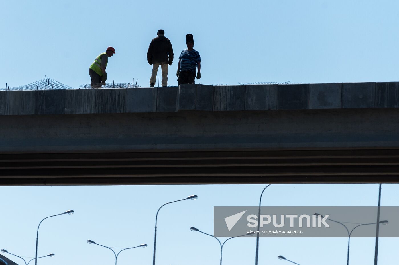 Construction of access roads to Crimean Bridge