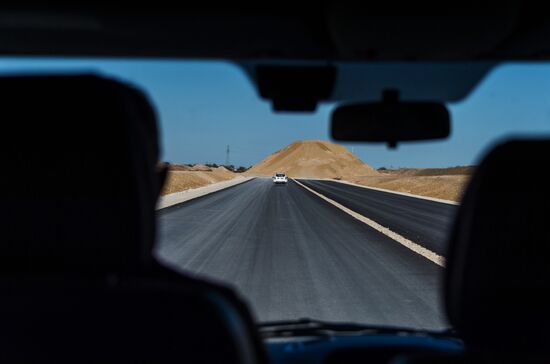 Construction of access roads to Crimean Bridge