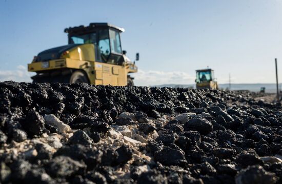 Construction of access roads to Crimean Bridge