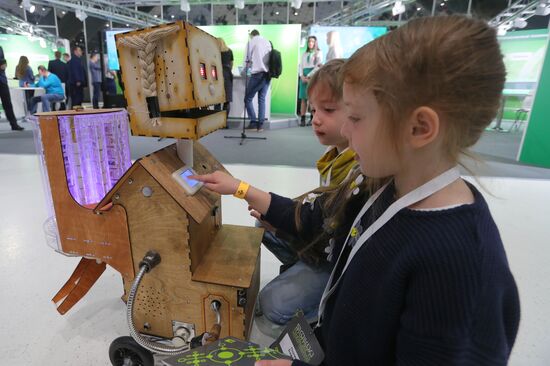 Skolkovo Robotics forum and expo