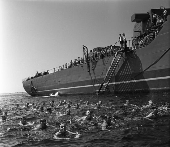 Cruiser Mikhail Kutuzov