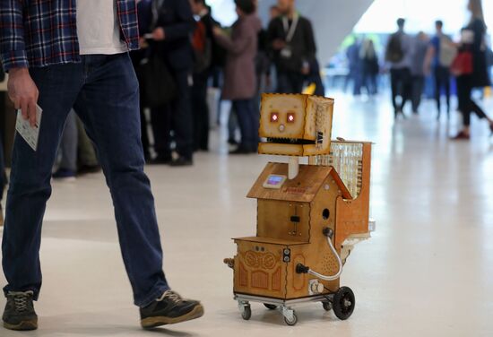 Skolkovo Robotics forum and expo