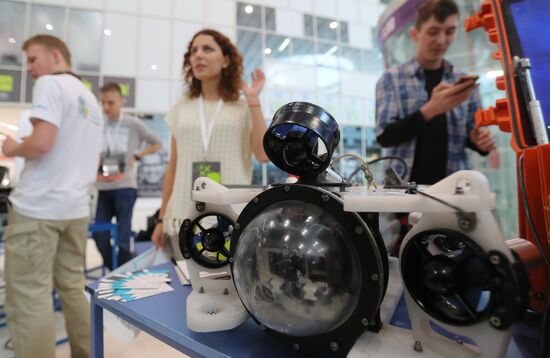 Skolkovo Robotics forum and expo
