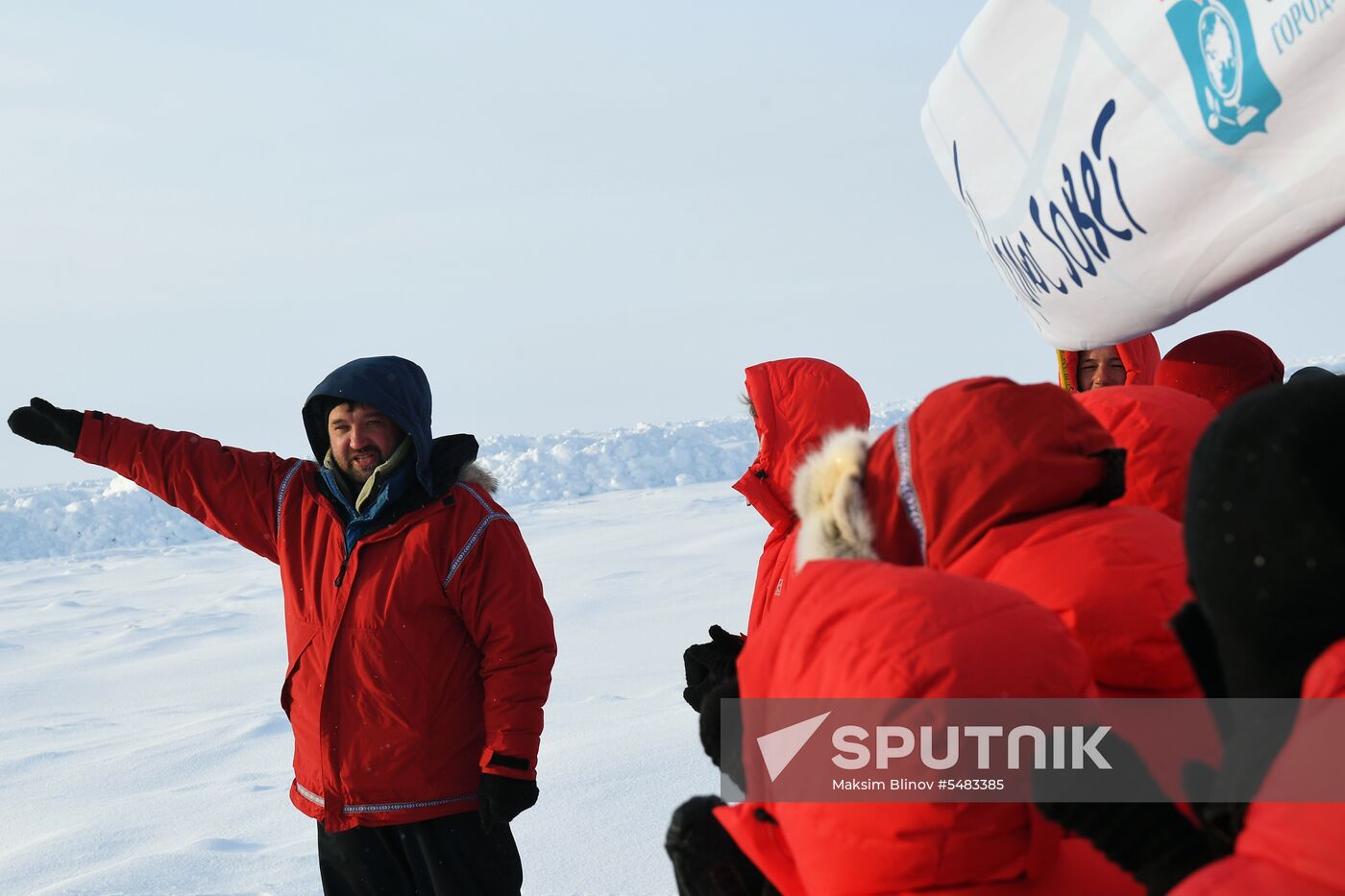 Arctic expedition to North Pole