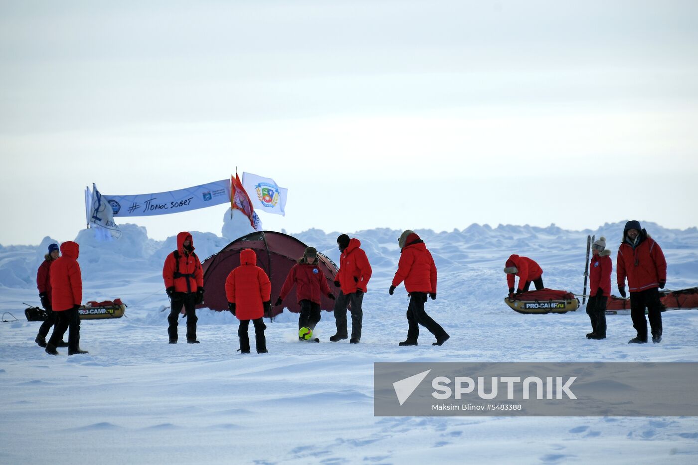 Arctic expedition to North Pole