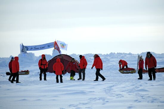 Arctic expedition to North Pole